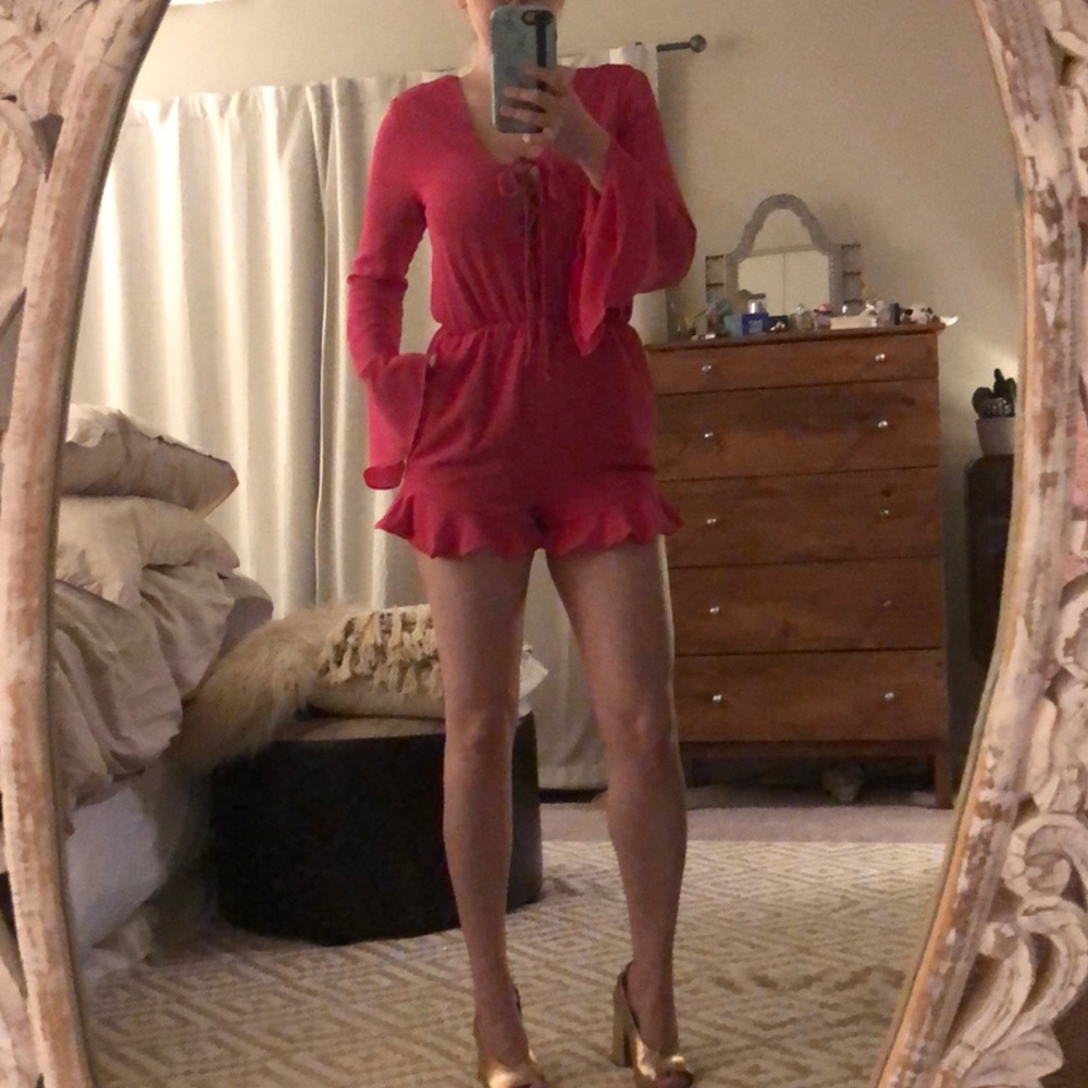 Bell Sleeve Ruffle Romper - Picture 2 of 3